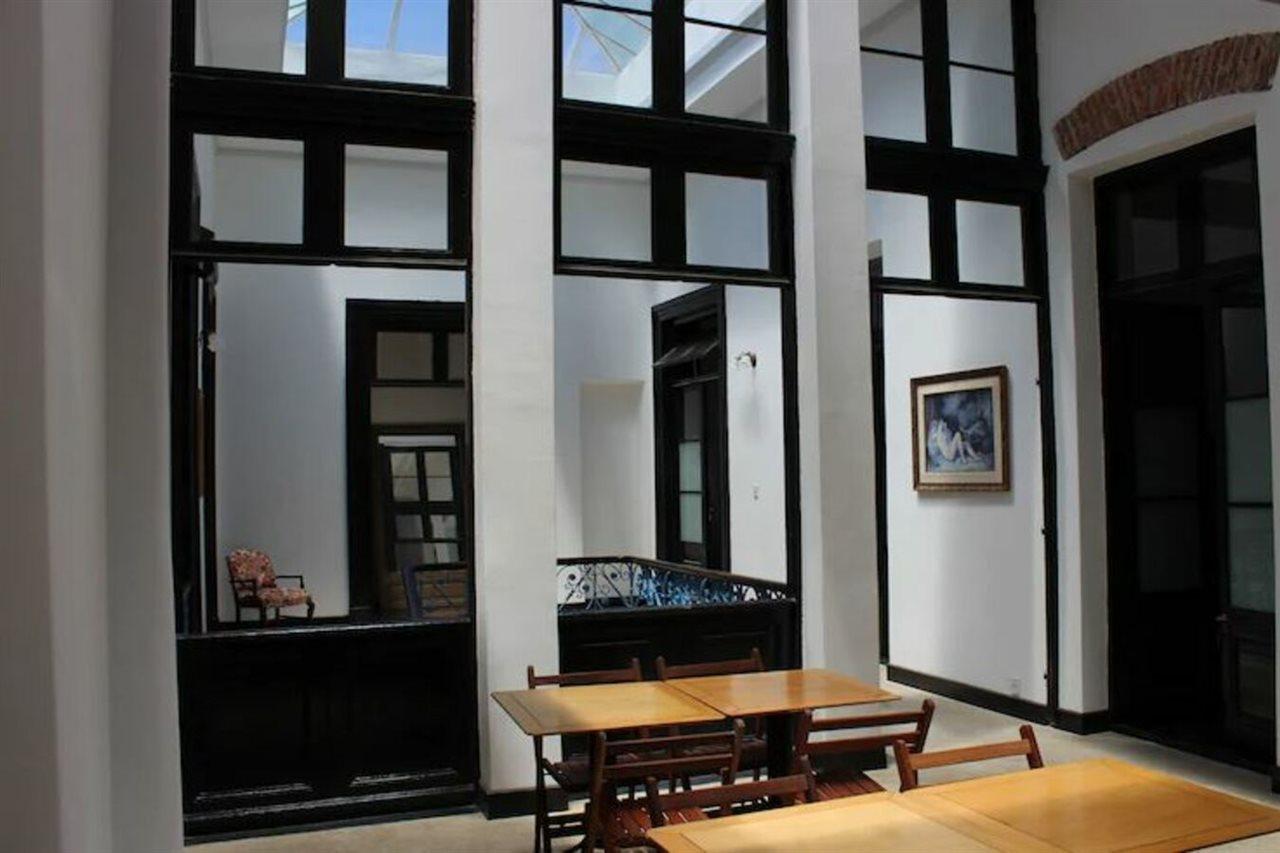 Montevideo Chic Hostel Экстерьер фото