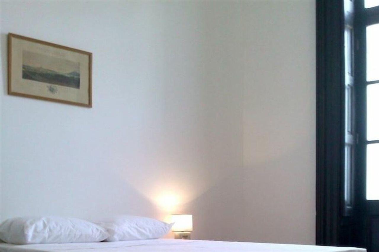 Montevideo Chic Hostel Экстерьер фото