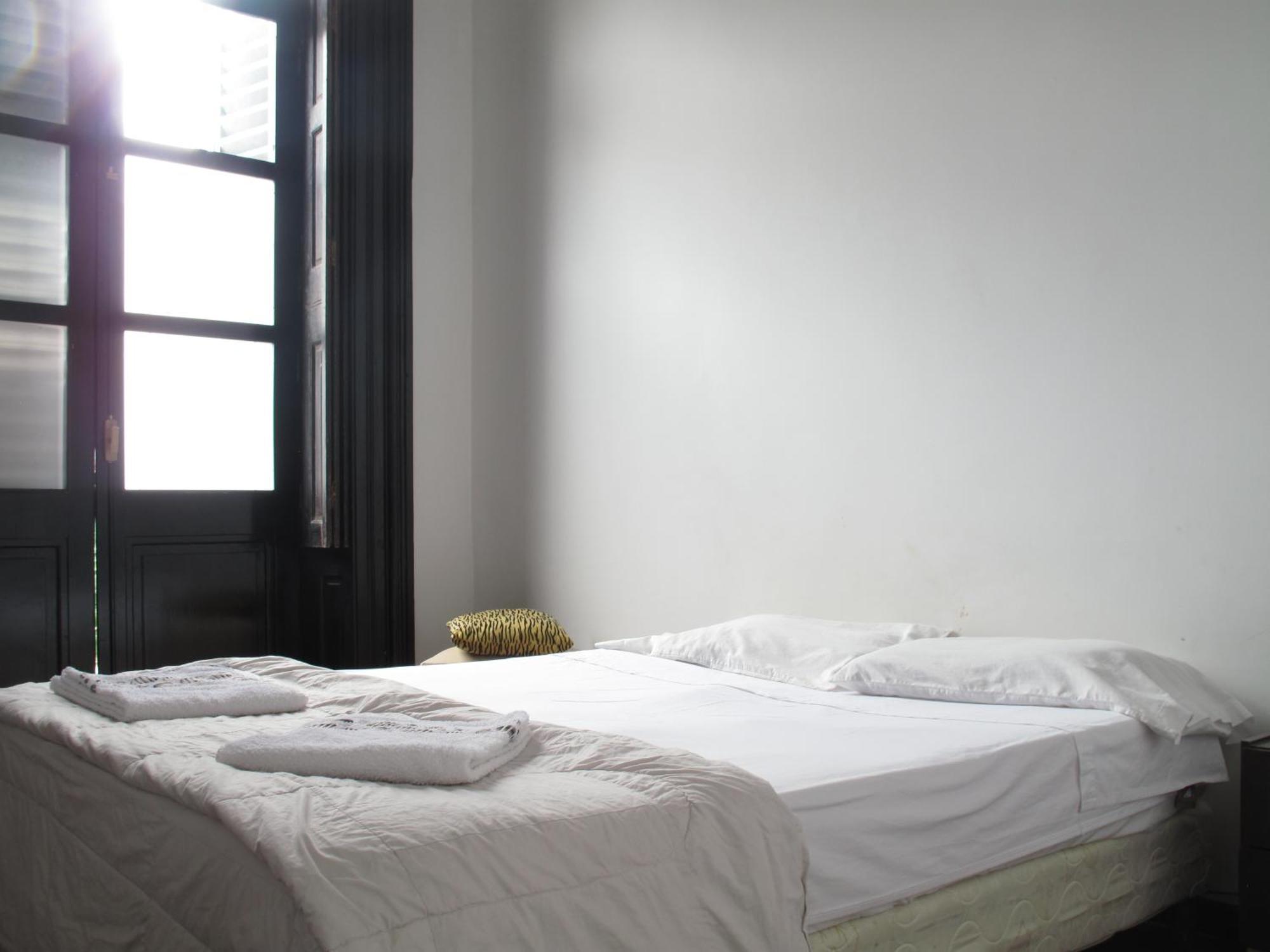 Montevideo Chic Hostel Номер фото