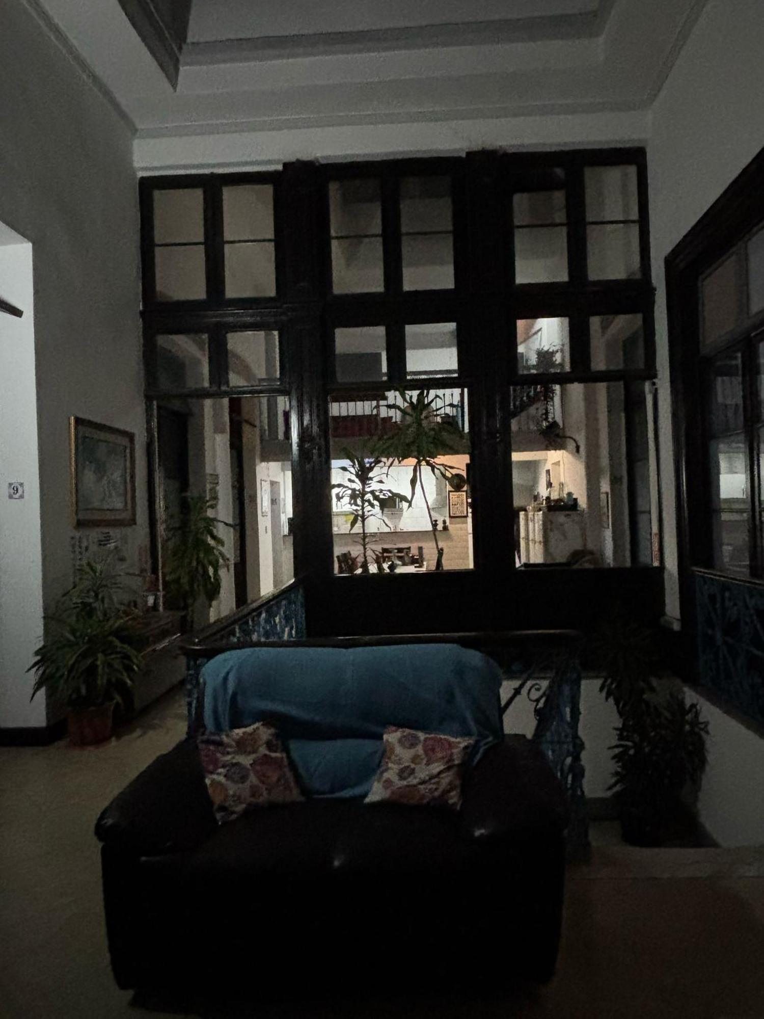 Montevideo Chic Hostel Экстерьер фото